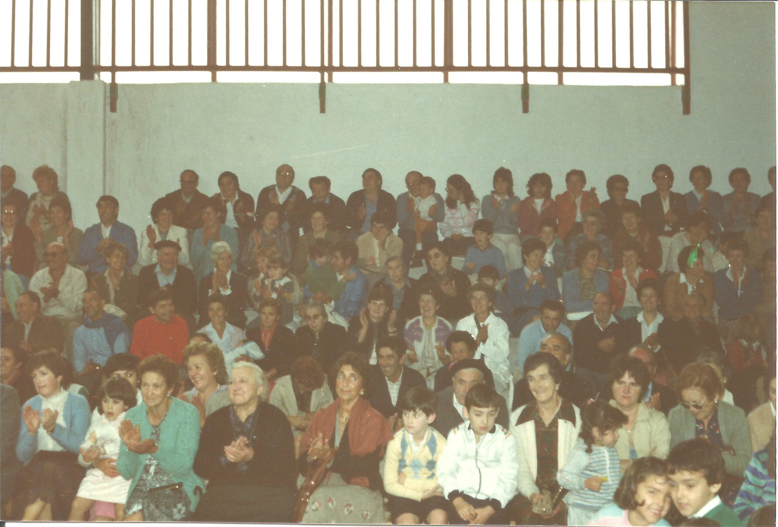 don emilioren omenaldia1